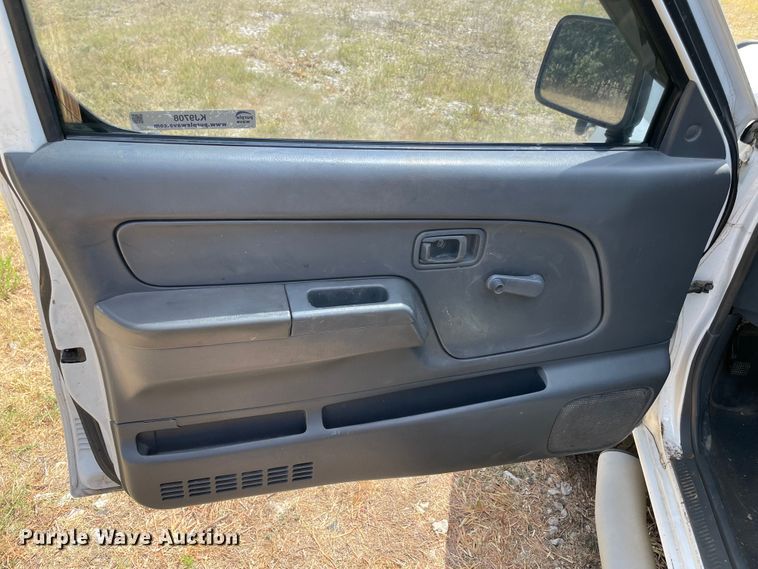 image for item KJ9708 2002 Nissan Xterra  SUV