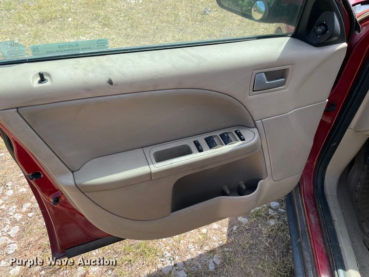 image for item KJ9709 2005 Ford Five Hundred SEL