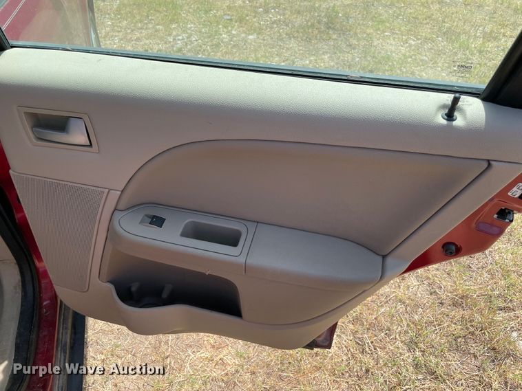 image for item KJ9709 2005 Ford Five Hundred SEL