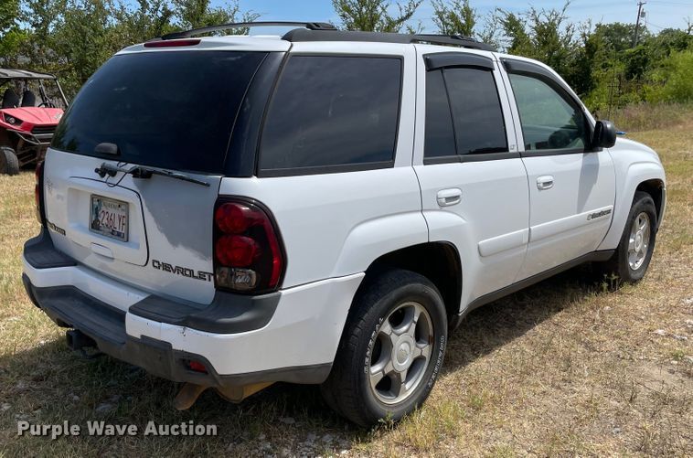 image for item KJ9710 2004 Chevrolet Trail Blazer  SUV