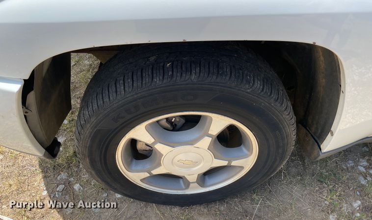 image for item KJ9710 2004 Chevrolet Trail Blazer  SUV