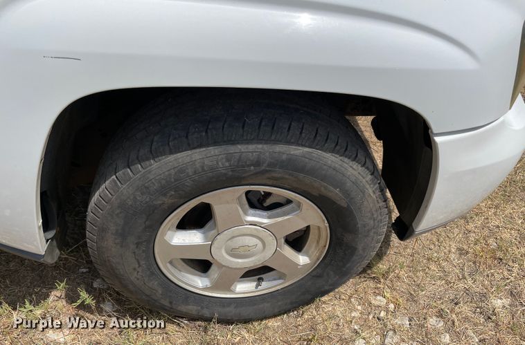 image for item KJ9710 2004 Chevrolet Trail Blazer  SUV