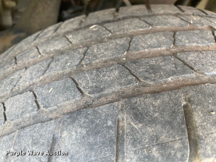 image for item KJ9710 2004 Chevrolet Trail Blazer  SUV