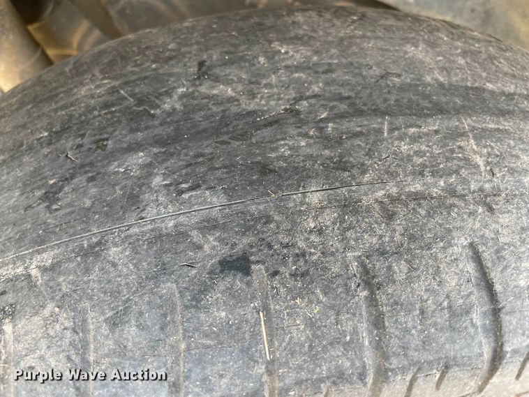 image for item KJ9710 2004 Chevrolet Trail Blazer  SUV