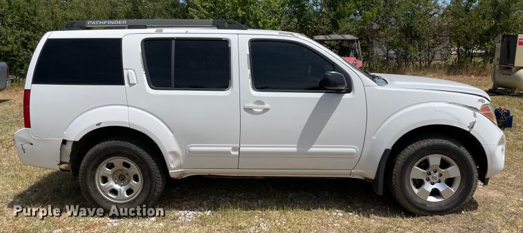 image for item KJ9711 2006 Nissan Pathfinder  SUV