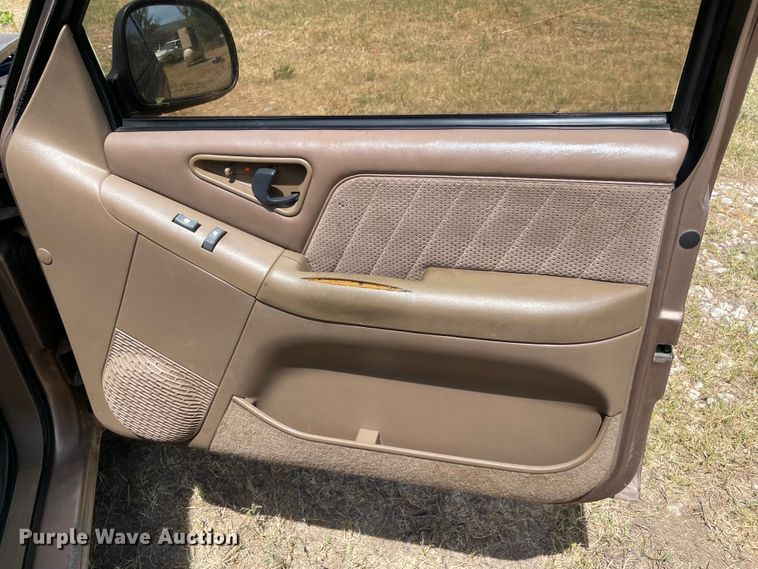 image for item KJ9712 1997 Chevrolet Blazer  SUV