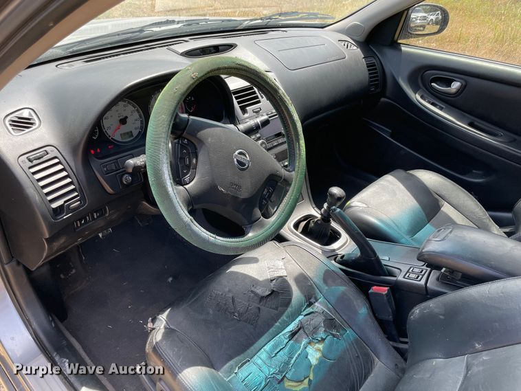 image for item KJ9713 2003 Nissan Maxima SE