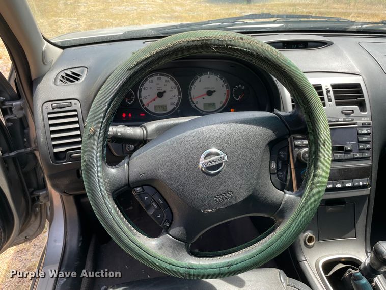 image for item KJ9713 2003 Nissan Maxima SE
