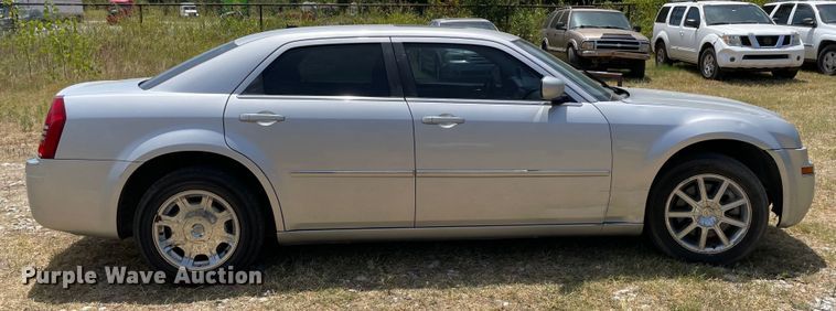 image for item KJ9714 2008 Chrysler 300