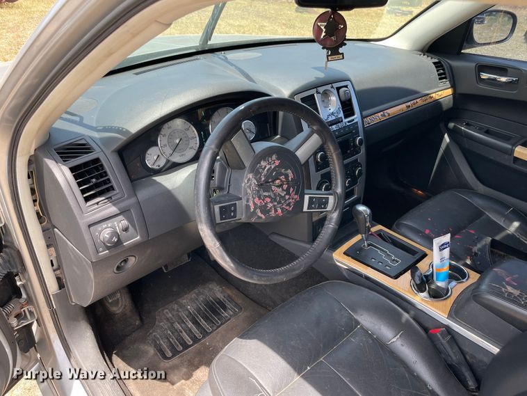 image for item KJ9714 2008 Chrysler 300