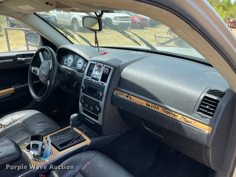 image for item KJ9714 2008 Chrysler 300