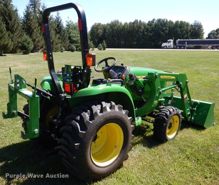 image for item KP9473 2013 John Deere 3038E  MFWD tractor