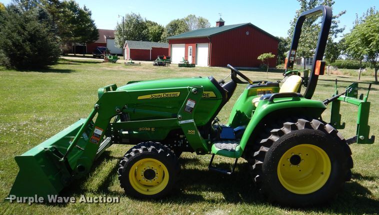 image for item KP9473 2013 John Deere 3038E  MFWD tractor