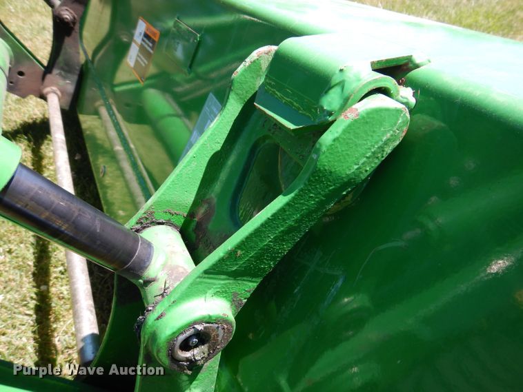 image for item KP9473 2013 John Deere 3038E  MFWD tractor