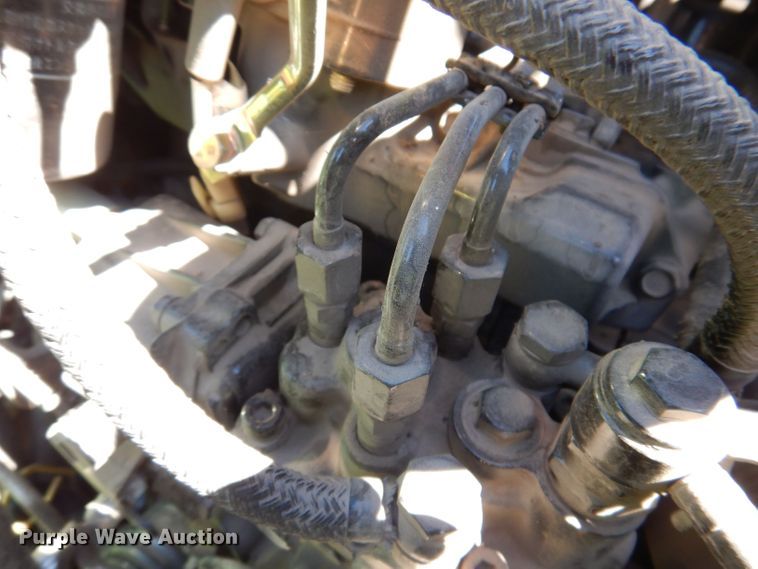 image for item KP9473 2013 John Deere 3038E  MFWD tractor