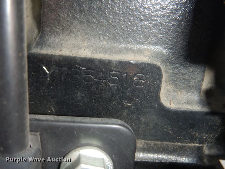 image for item KP9473 2013 John Deere 3038E  MFWD tractor