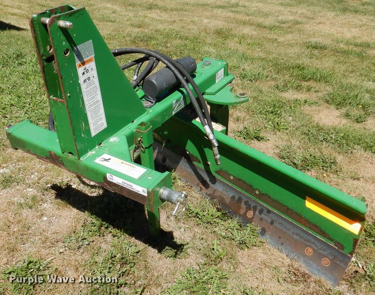 Frontier RB2172H blade in Allison, IA | Item KP9480 sold | Purple Wave