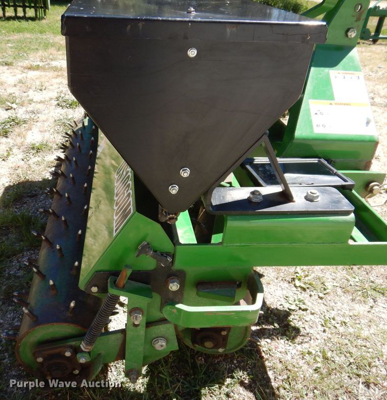 image for item KP9481 Frontier OS1060M  overseeder
