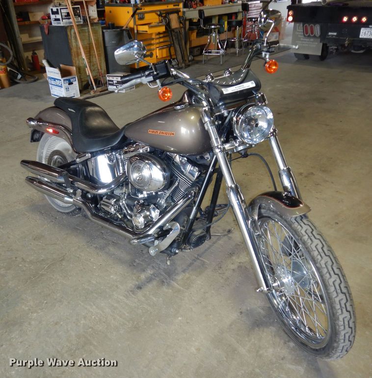image for item KS9822 2005 Harley Davidson FXSTDI Softail Deuce  motorcycle