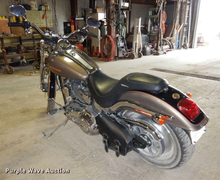 image for item KS9822 2005 Harley Davidson FXSTDI Softail Deuce  motorcycle