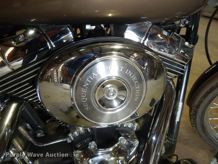 image for item KS9822 2005 Harley Davidson FXSTDI Softail Deuce  motorcycle