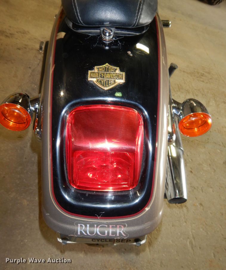 image for item KS9822 2005 Harley Davidson FXSTDI Softail Deuce  motorcycle