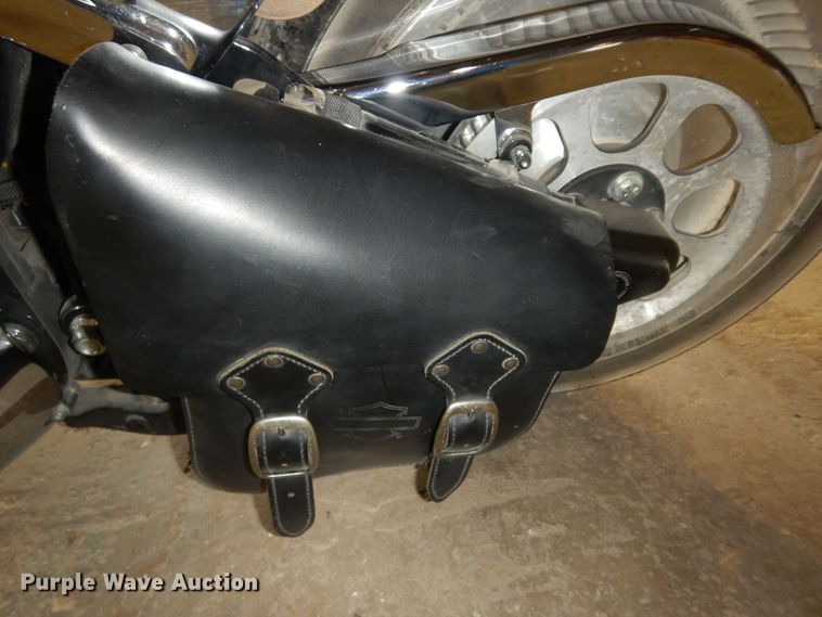 image for item KS9822 2005 Harley Davidson FXSTDI Softail Deuce  motorcycle