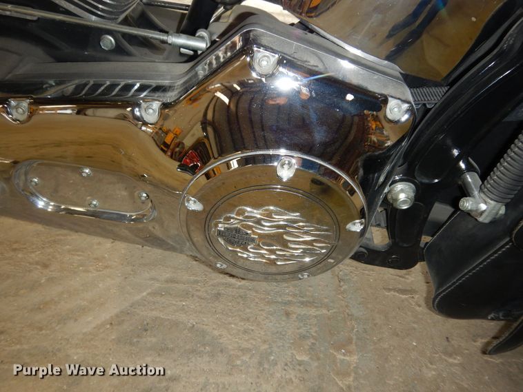 image for item KS9822 2005 Harley Davidson FXSTDI Softail Deuce  motorcycle