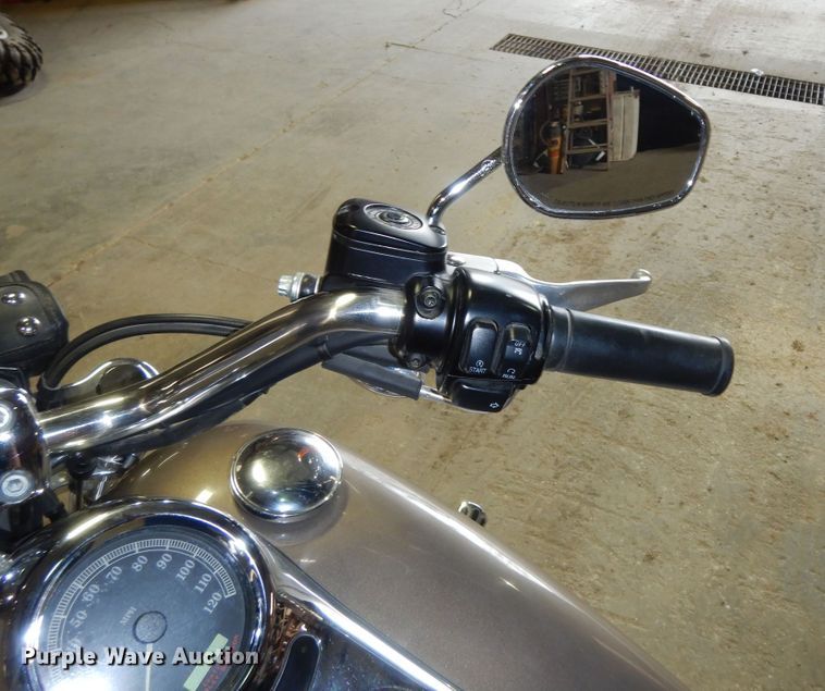 image for item KS9822 2005 Harley Davidson FXSTDI Softail Deuce  motorcycle