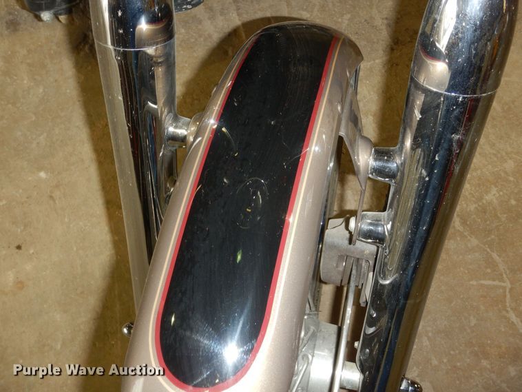image for item KS9822 2005 Harley Davidson FXSTDI Softail Deuce  motorcycle