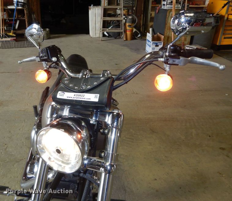 image for item KS9822 2005 Harley Davidson FXSTDI Softail Deuce  motorcycle
