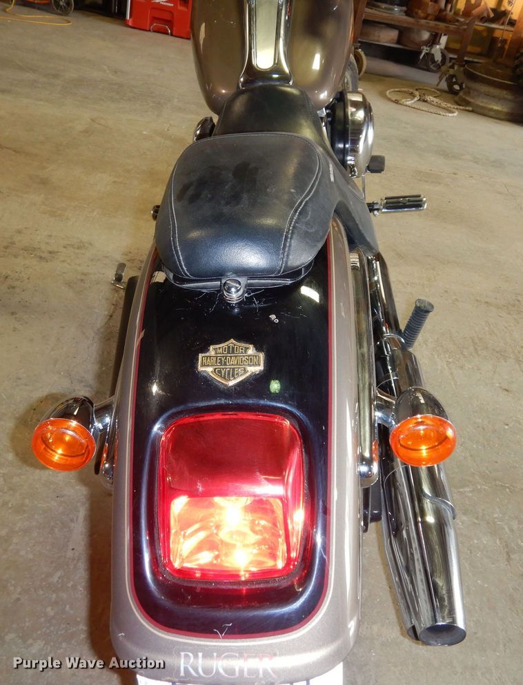 image for item KS9822 2005 Harley Davidson FXSTDI Softail Deuce  motorcycle