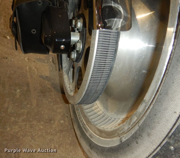 image for item KS9822 2005 Harley Davidson FXSTDI Softail Deuce  motorcycle