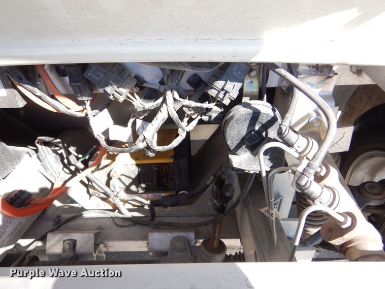 image for item LB9789 2002 Ford Think Neighbor  golf cart