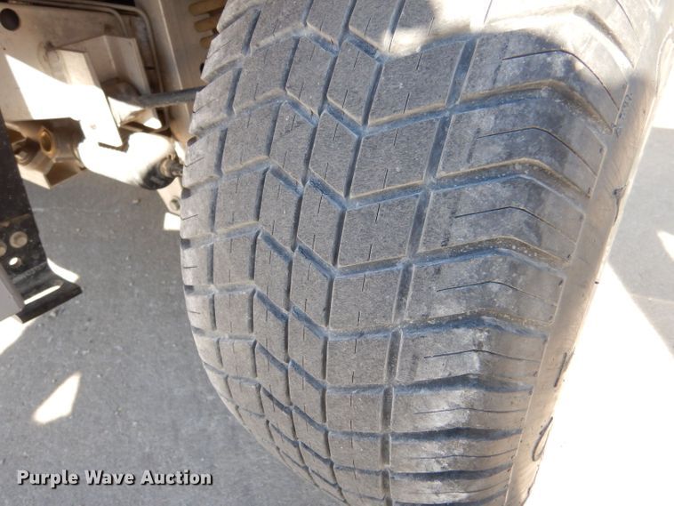 image for item LB9789 2002 Ford Think Neighbor  golf cart