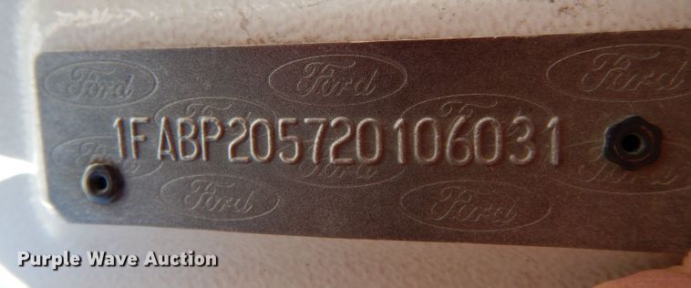 image for item LB9789 2002 Ford Think Neighbor  golf cart