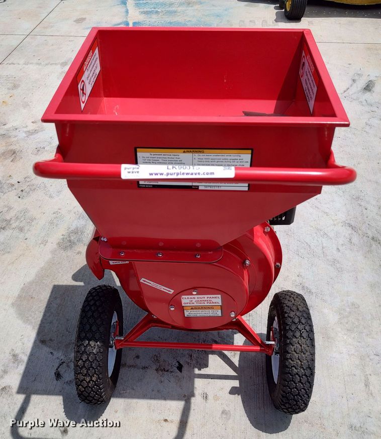 image for item LK9015 Predator  wood chipper