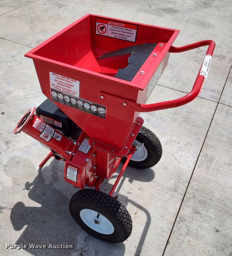 image for item LK9015 Predator  wood chipper