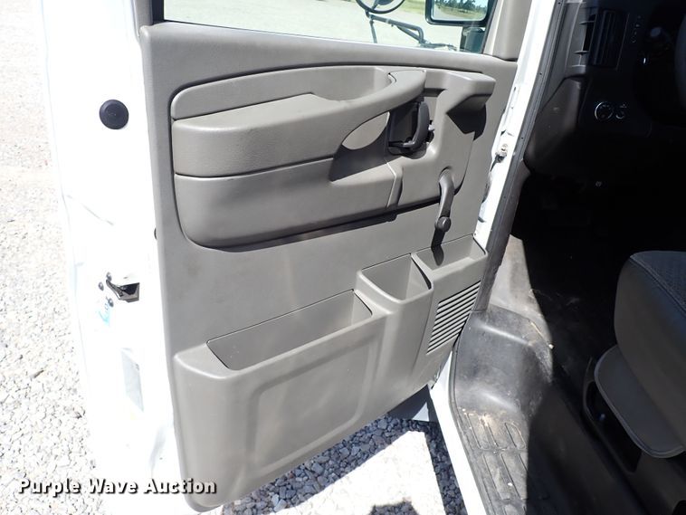 image for item LK9026 2008 Chevrolet Express G3500  school bus