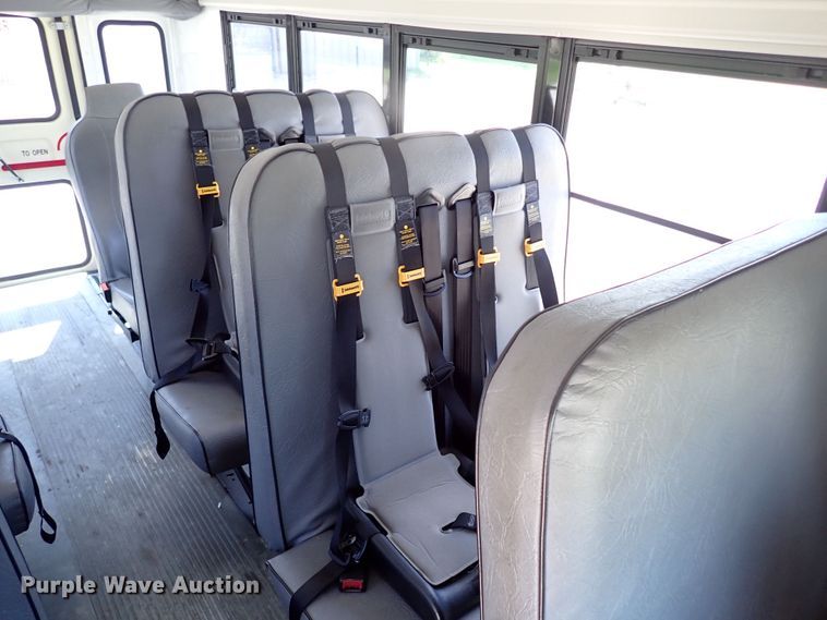 image for item LK9026 2008 Chevrolet Express G3500  school bus