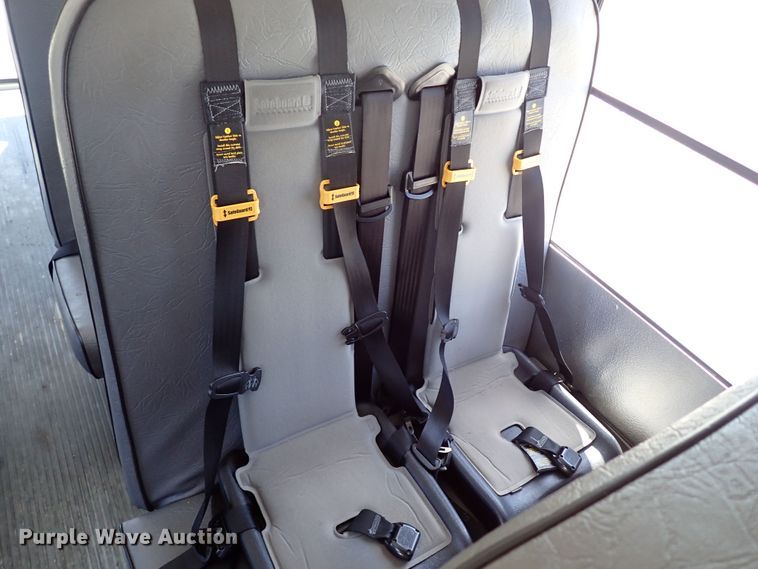 image for item LK9026 2008 Chevrolet Express G3500  school bus