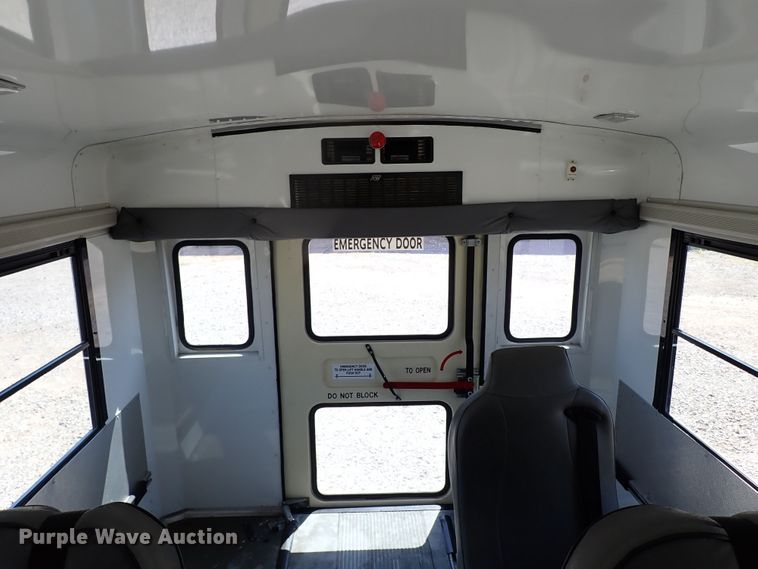 image for item LK9026 2008 Chevrolet Express G3500  school bus