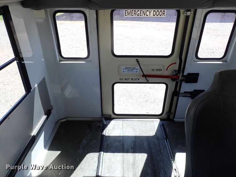 image for item LK9026 2008 Chevrolet Express G3500  school bus