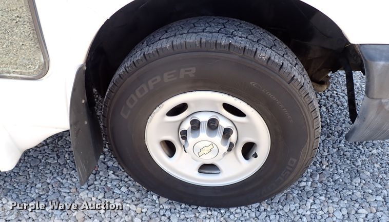 image for item LK9026 2008 Chevrolet Express G3500  school bus