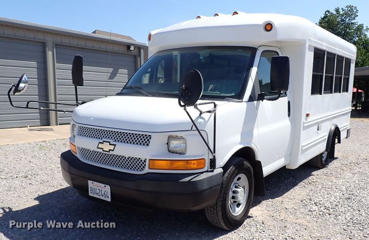 image for item LK9027 2008 Chevrolet Express G3500  school bus