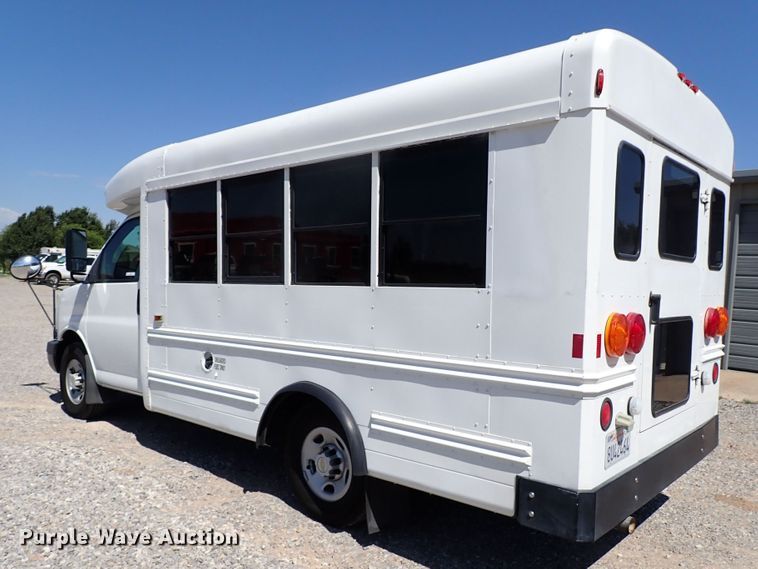 image for item LK9027 2008 Chevrolet Express G3500  school bus