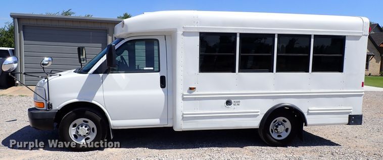 image for item LK9027 2008 Chevrolet Express G3500  school bus