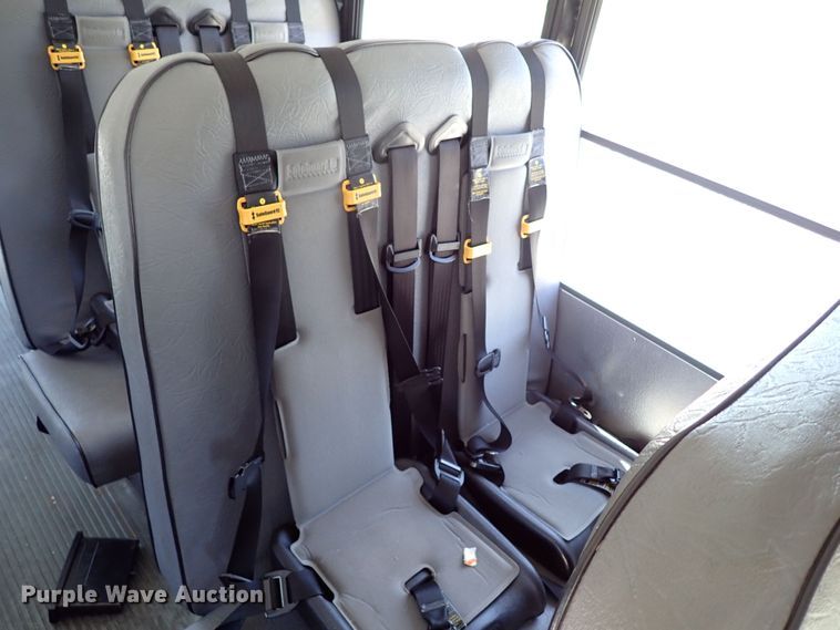 image for item LK9027 2008 Chevrolet Express G3500  school bus