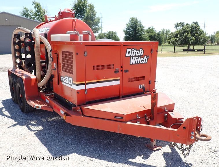 image for item LK9031 2006 Ditch Witch FX30  vacuum excavator