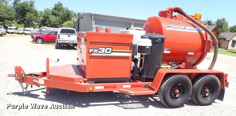 image for item LK9031 2006 Ditch Witch FX30  vacuum excavator